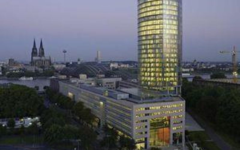 Csm Koeln Triangle Bei Nacht e7fcccb8d7